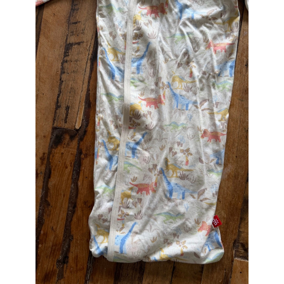 Baby Magnetic Me Dinosaur Sleep Sack 0-3 Months Beige Blue - Picture 2 of 10
